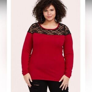 Torrid women’s classic silhouette top knit sweater size large.